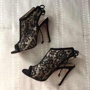PRICE DROP!! M. Gemi Ninna lace pump